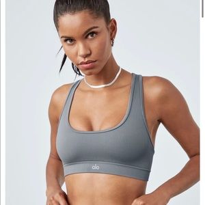 Brand New w/ tags Alo Seamless Ribbed Bra